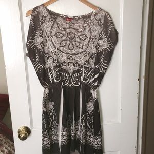 Ruby Rox size S Print Top